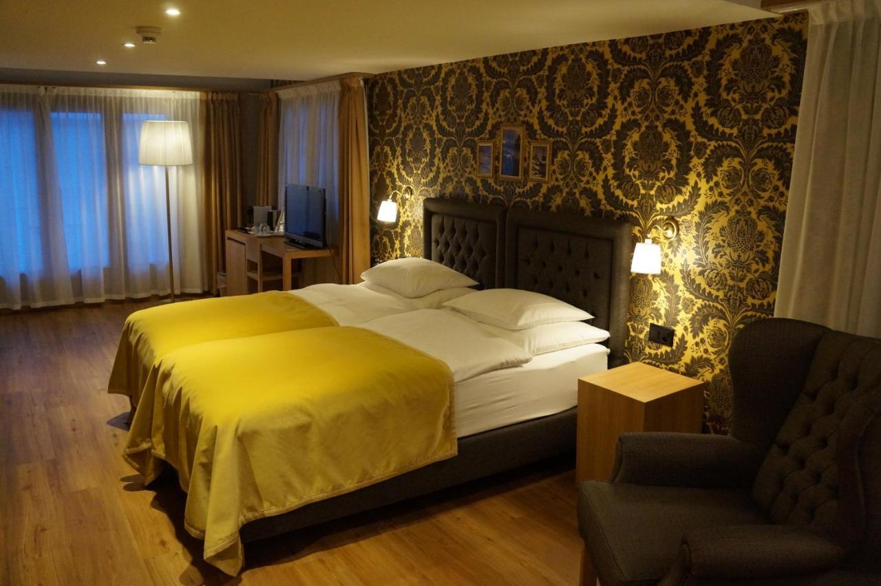 Romantic Sky Suite,974839048:JPEG